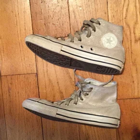 CONVERSE ALL STARS WOMEN’S SIZE SIZE 4. SPARKLY TAN - Picture 3 of 9